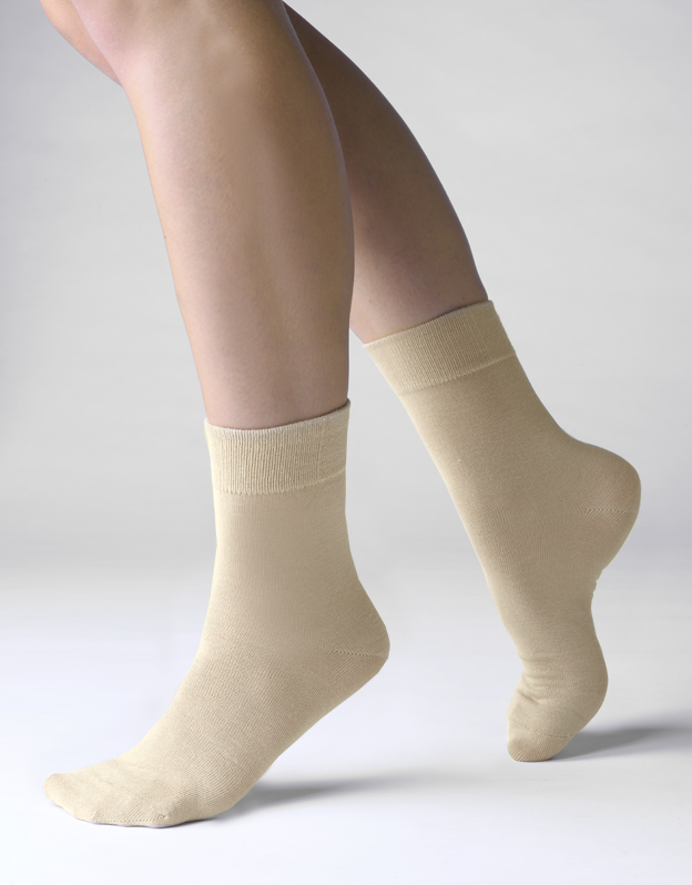 Dámské ponožky bamboo 82000P klasické tělové - Gina